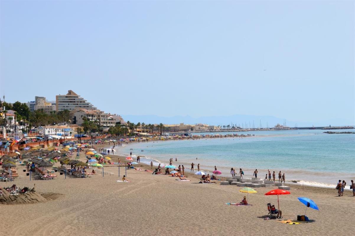 Azahar - Naciones Benalmadena